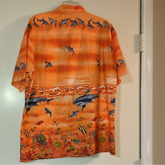 KY’S GREAT WHITE SHARK HAWAIIAN SHIRT SIZE LARGE - MADE IN HAWAII USA - Picture 2 of 6